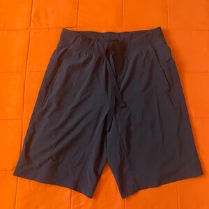 Lululemon Shorts Mens Medium Black Stretch Perform Athleisure Baggy Shorts